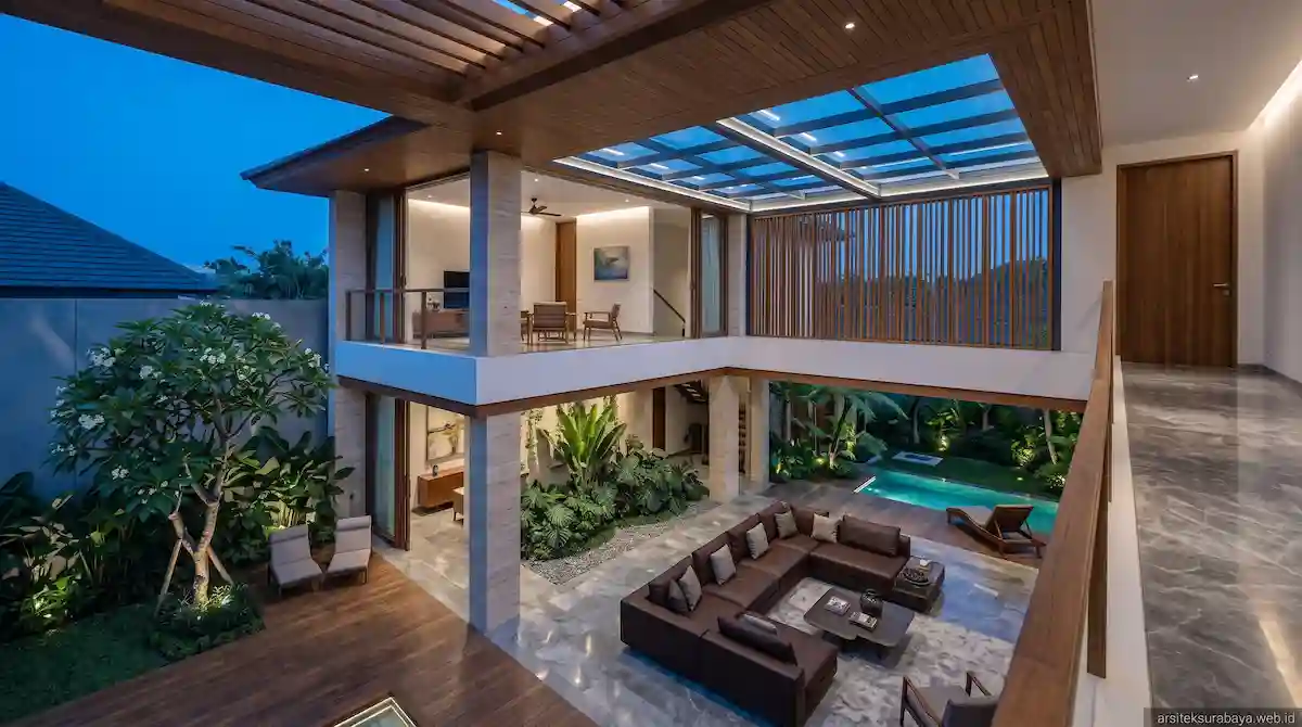 Interior Ruang Keluarga Rumah Tropis Mewah Surabaya Berkonsep Resort Living